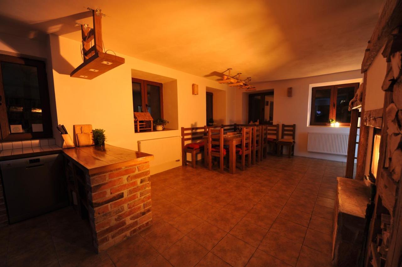 Penzion Dvur Obora  Exterior foto